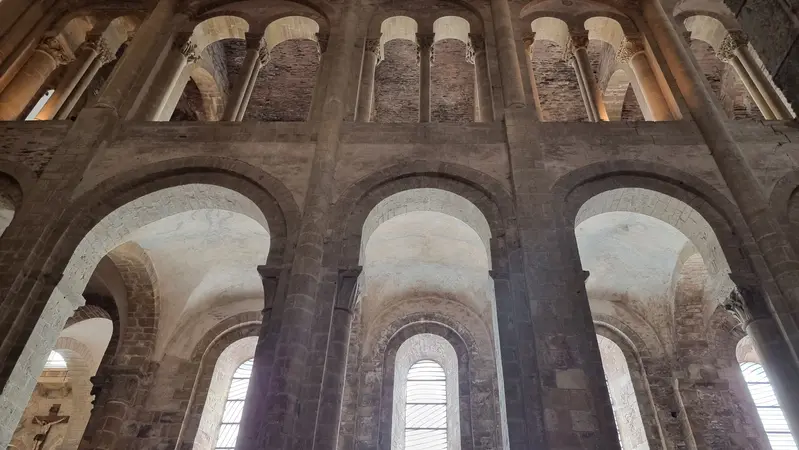 Interieurabbatialeconques