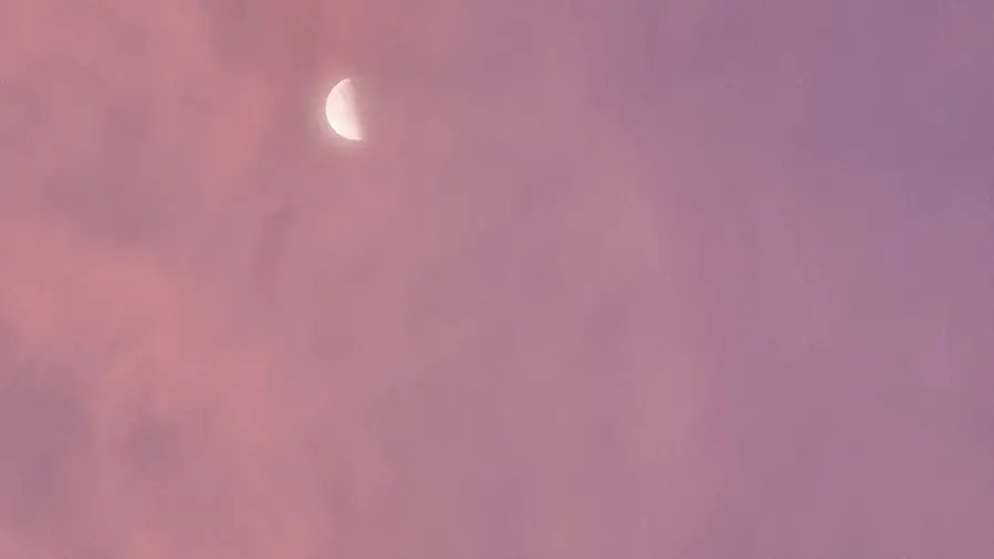 dernier quartier de la lune au matin