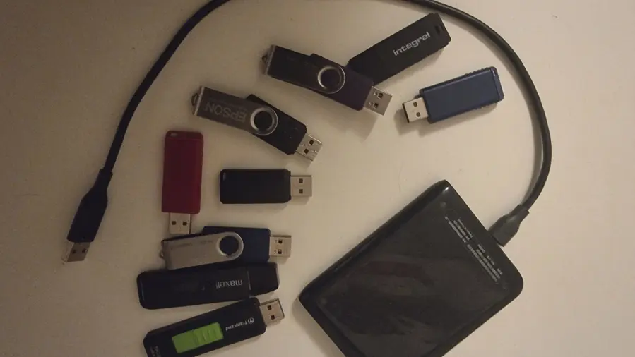 clés usb et disque dur