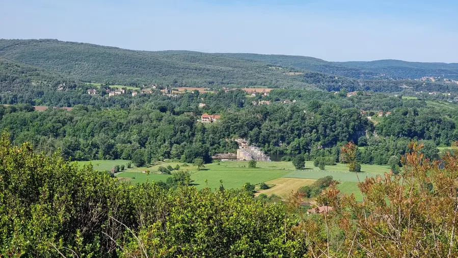 le barrage et la vallée du Lot