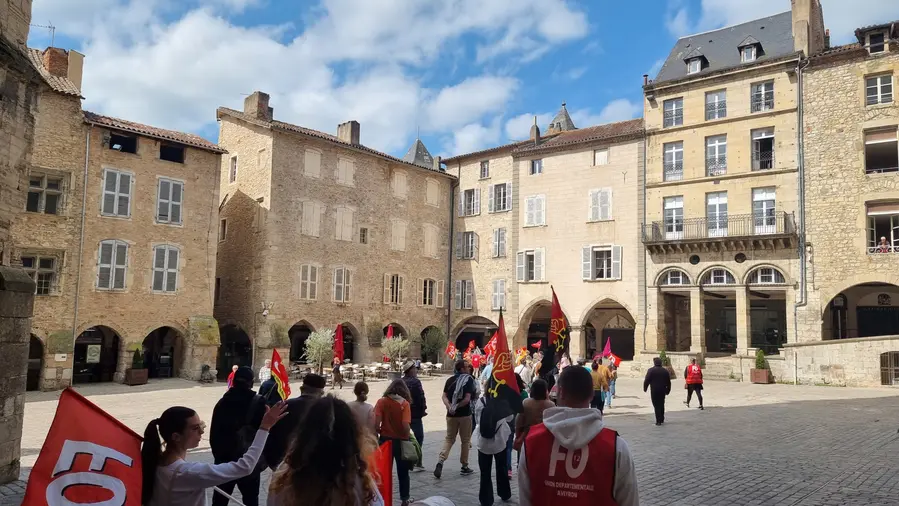 le parcours de la manif traverse la Bastide - 1er mai 2026