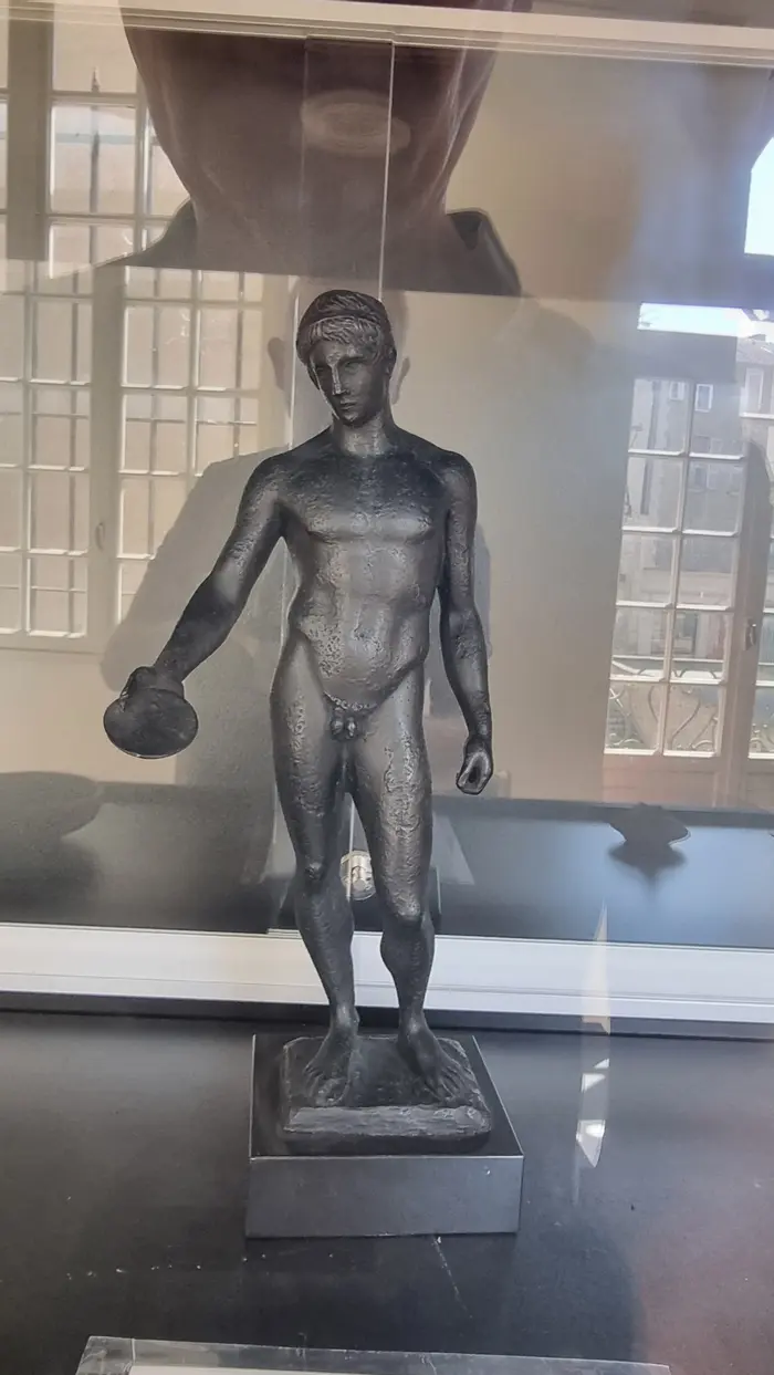 Apollon copie au musée de Villefranche de Rouergue