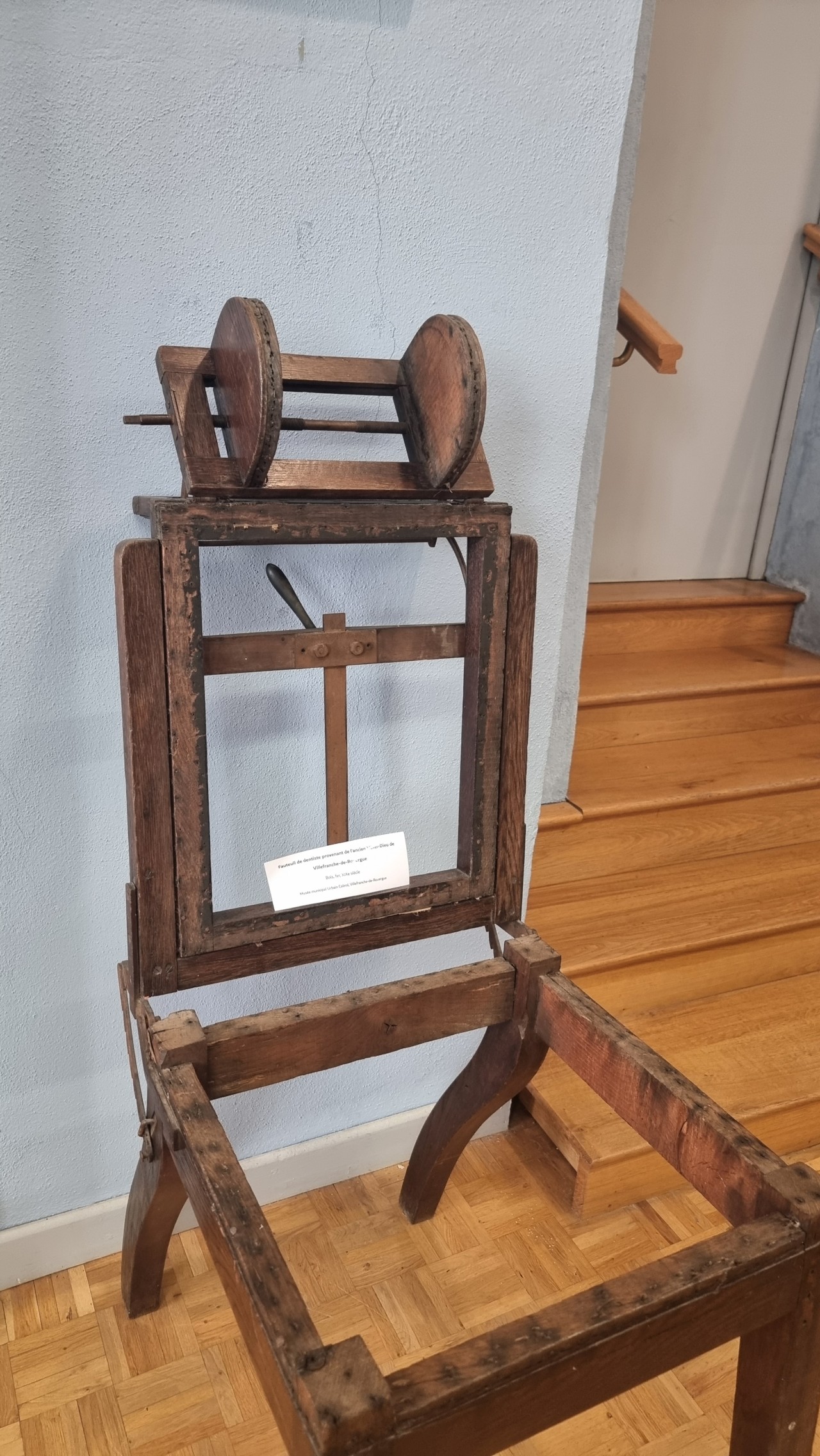 Chaise dentiste musée de Villefranche de Rouergue