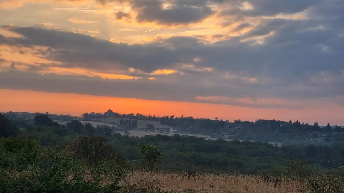 Lever de soleil sur le bas Quercy
