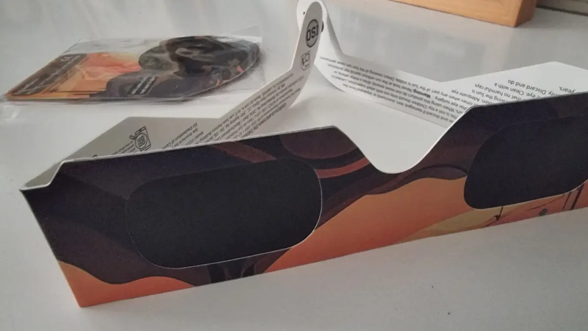 Lunettes pour l'éclipse