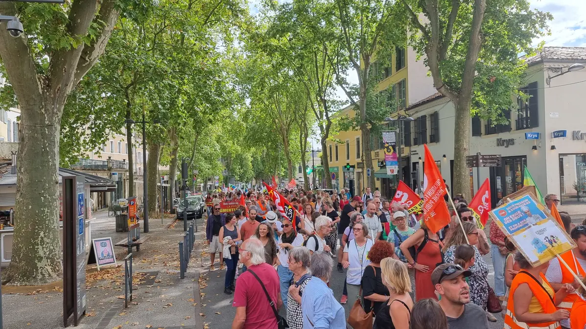 le cortège le la manifestation à Cahors en septembre 26